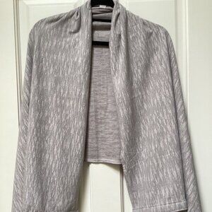 Lululemon Vinyasa Yoga Gray Button Scarf, Shawl, Wrap, One Size (28"x27")
